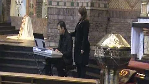 Fondy & Ellen Hartman singing "The Family Tree" (V...