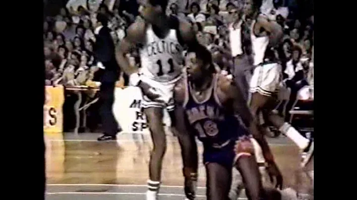 Curtis Perry (23pts/15rebs/6a...  vs. Celtics (197...