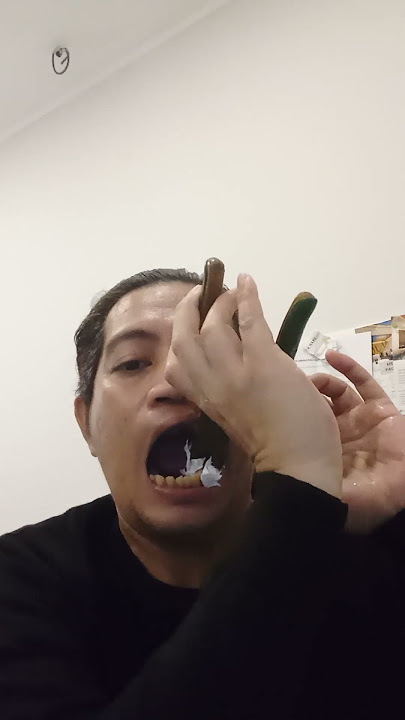 Cabut Gigi Sendiri Pake Tang