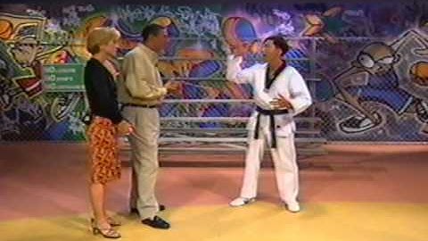 Master Sang Koo Kang on Sports Town - 1 (Demonstration)