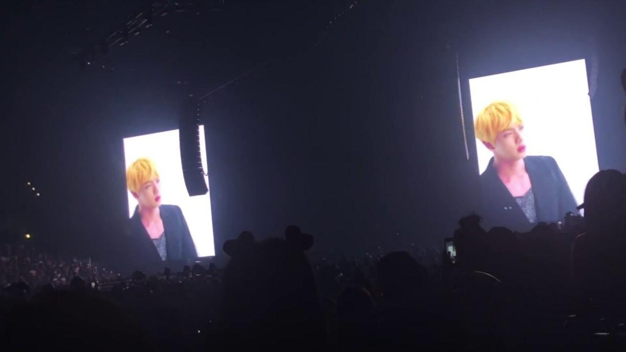 JIN AND SUGA [SIN] VCR 180909 day 4 LA - 'BTS LOVE YOURSELF WORLD TOUR' Staples Center