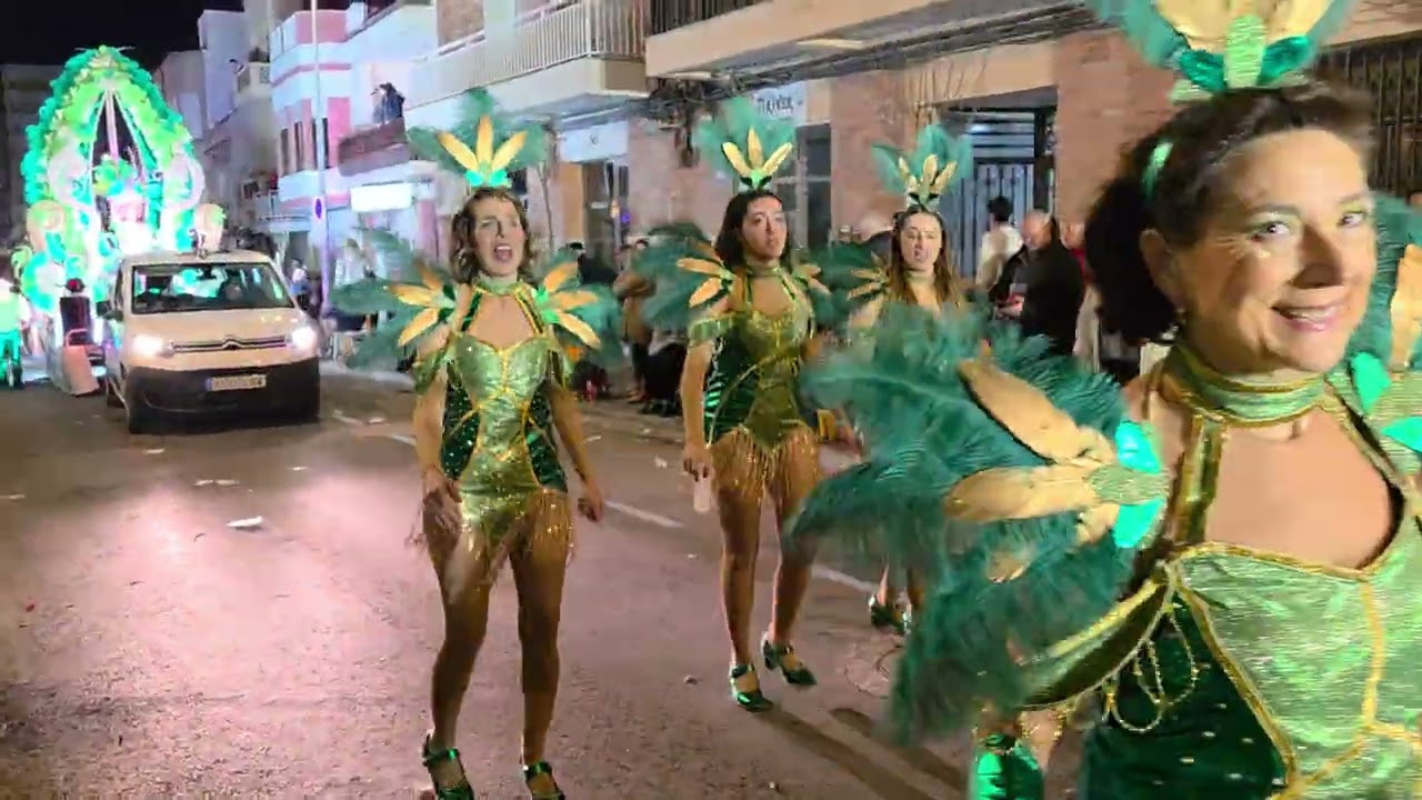 Comparsa Ni Fu Ni Fa. Carnaval de Vinaròs. 15 de  febrero de 2026.