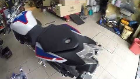 installation of R&G products for 2018 BMW S1000R