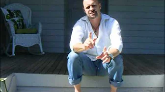 CHEF BRUCE ROBERTSON:THE BOAT HOUSE|INTRO