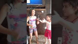 Brincando Com As Primas