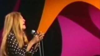 Dalida - Mamy Blue (live) 1972 chords