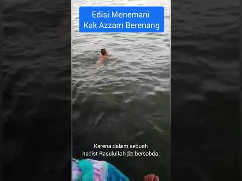 Menemani Anak Berenang | aktivitas ukhti bercadar #shorts