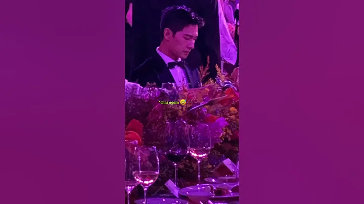 the best way of being lowkey in public 🤭😍 #WhoRulesTheWorld  #PinXiXi #YangLu #YangYang杨洋 #ZhaoLusi