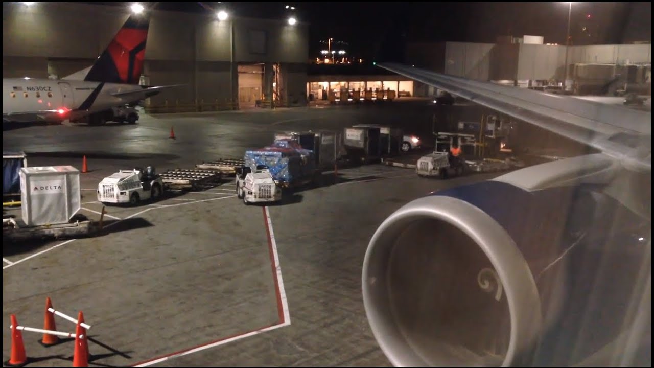 Delta Boeing 767-300ER (Winglets) Landing and Taxi to the Gate at Los ...