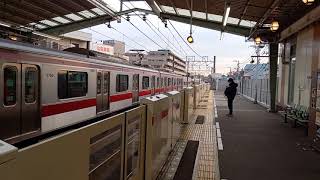 東京地下鉄7000系7105F 急行和光市行き 大倉山駅通過