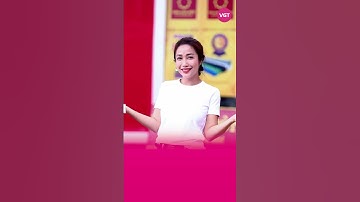 Ái nữ Ốc Thanh Vân gom ve chai đổi phiếu giảm giá