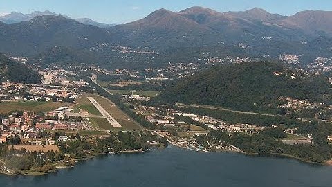 BAe 146 - Crossair - LSZA Lugano RWY 01 (steep approach)