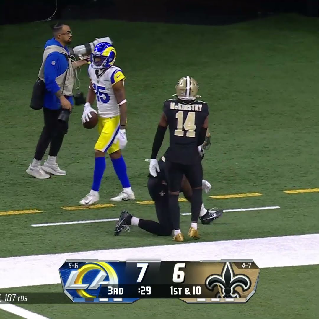 Demarcus Robinson catches for a 46-yard Gain vs. New Orleans Saints