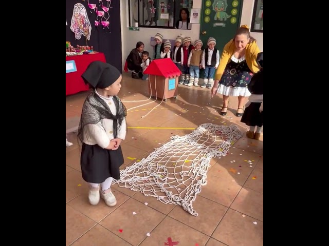 Fonda Sagrada Familia 2024 - Sala Azul  Mañana