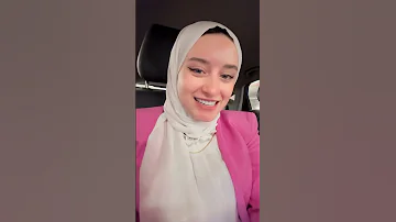 سر خلاني اعيش حياة احلامي 