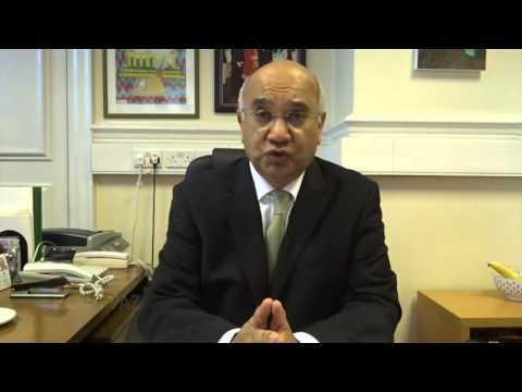 Video: La Voce Dei Giocatori Attacca Keith Vaz