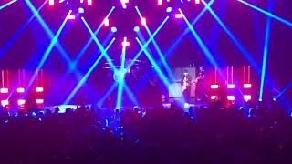 Download Lagu Blink-182 - Parking Lot Live, Las Vegas Residency 10/26/18 MP3