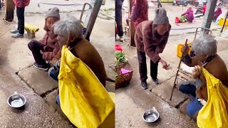 Pretending to be a beggar  she didn't eat for three days and went to the market to beg. when she sa