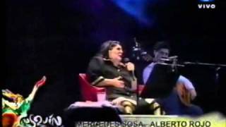 Mercedes sosa - Chacarera del fuego (con Alberto Rojo).