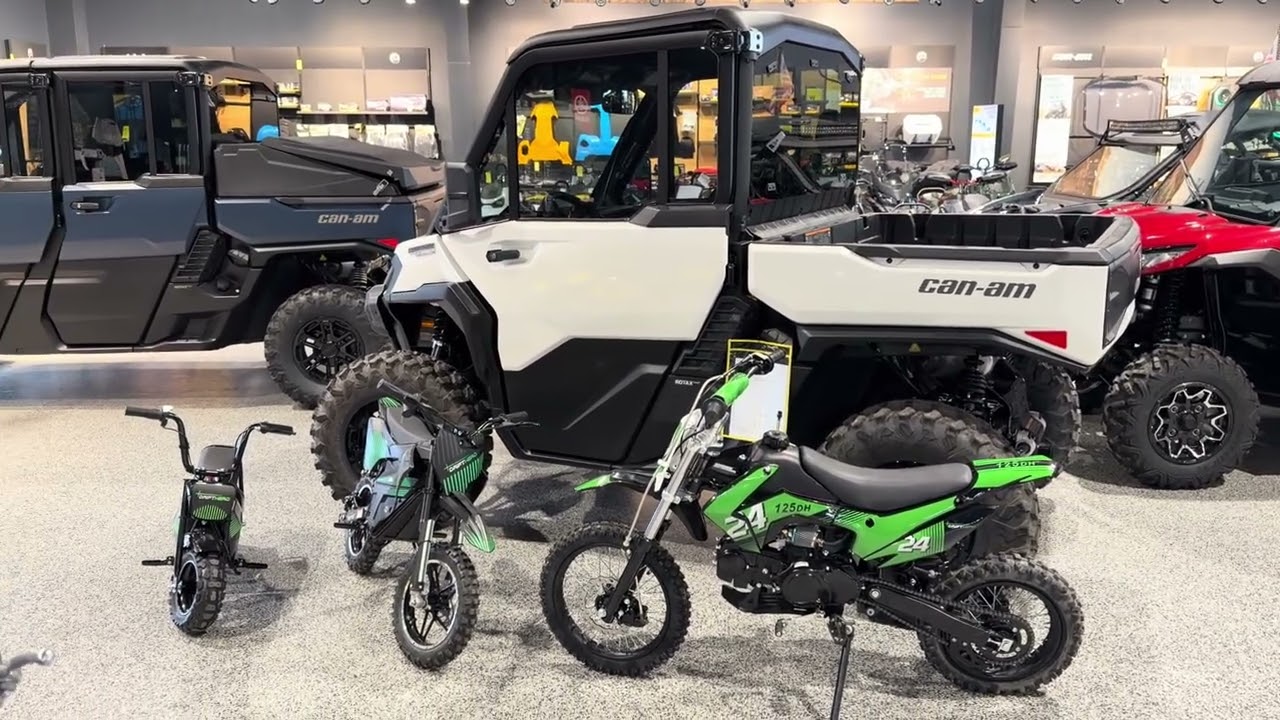 Купите Can-Am Defender Limited и получите на выбор бензиновый внедорожный мотоцикл объемом 125 ку...