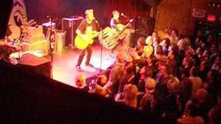 Stray Cats - Brian Setzer 50th Birthday Encore (18 Miles to Memphis, Somethin' Else) 4-10-2009