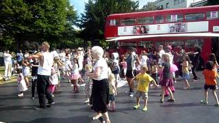 T-Mobile Big Dance Flashmob Dance @ Kilburn Grange Park