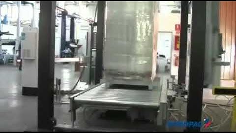 HELIX 4   Rotating arm stretch wrapping machine