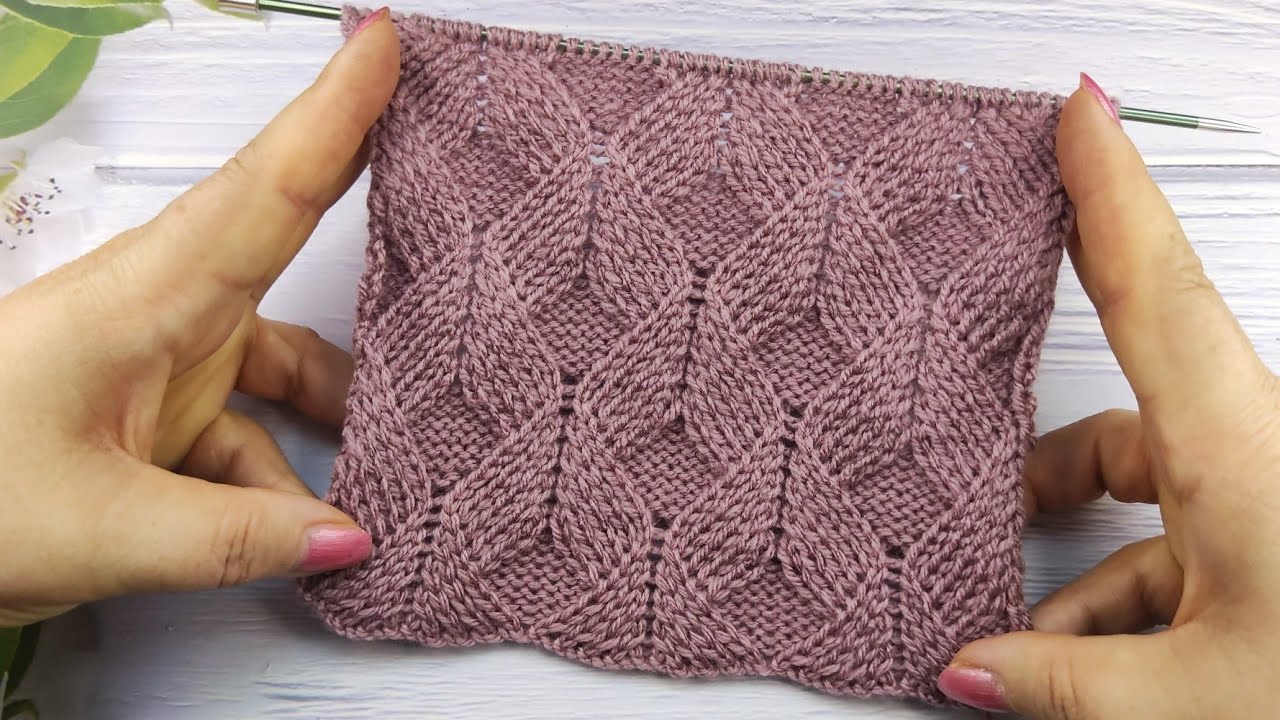 Twisted Diamond Stitch | Gekreuztes Rautenmuster | Punto Rombi  Incrociati | Point Losanges Croisés