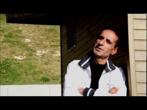 Gozlerinde Esir Kaldim Sevda Gulu Wmv Youtube