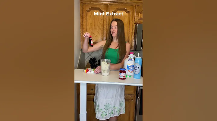 Low cal McDonald’s Shamrock Shake!🍦🍀 #shamrockshake #shamrockshakerecipe #stpatricksdayfood