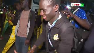 Les Lionceaux accueillis en héros à l'aéroport Blaise Diagne après le sacre au Maroc.