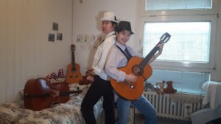 독일에서 눈오는날 부르는 When it's Lamp Lighting Time In The Valley (산골짝의 등불)- The Vagabonds