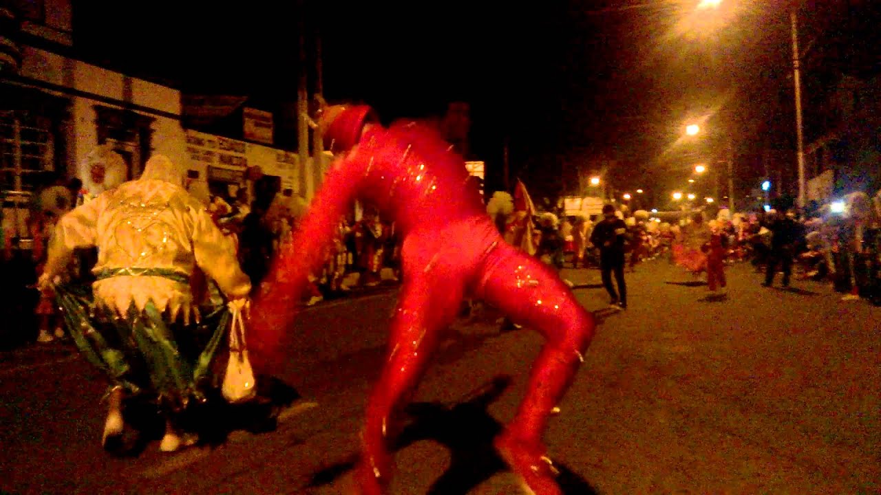 llegada a huanchaco ultimo dia de peregrinacion 24/12/2015 danza de diablos de huanchaco