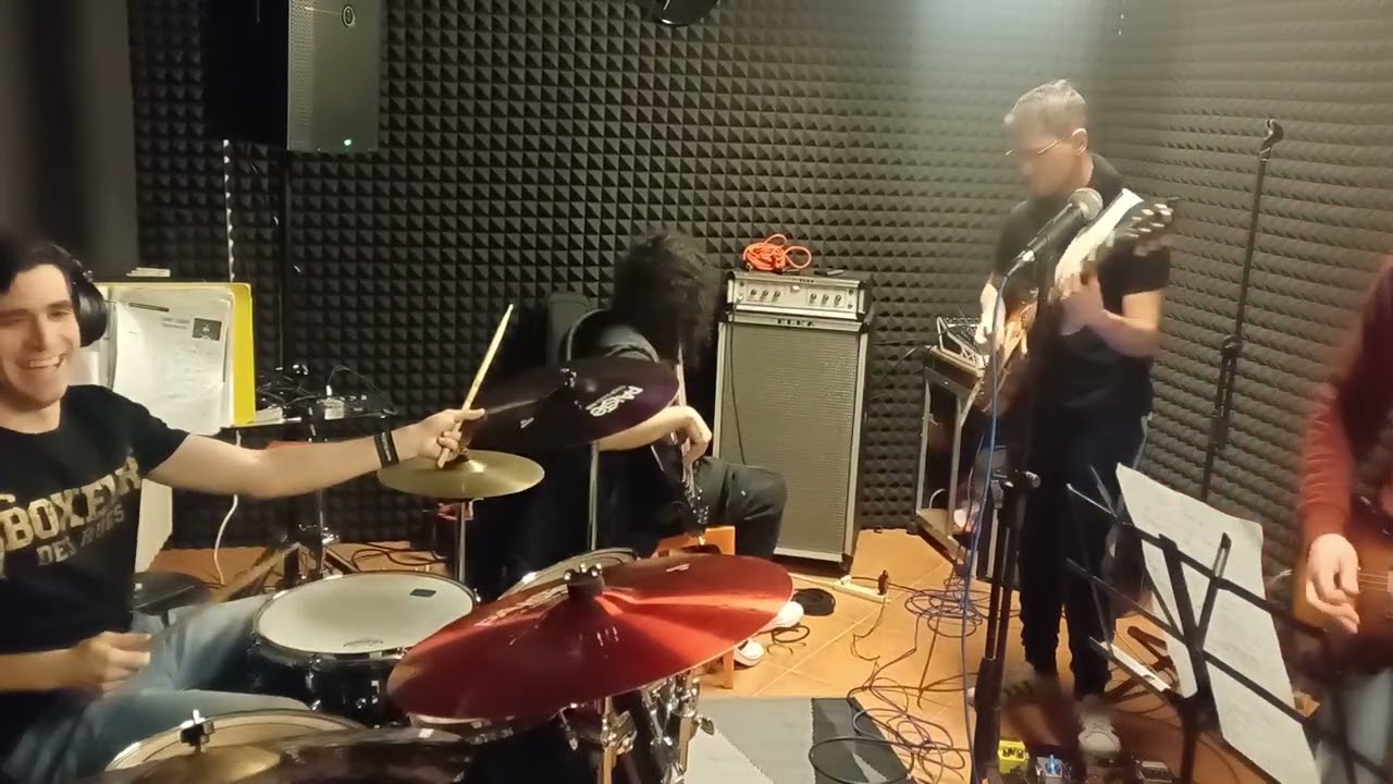 Out of Pain - Seek and Destroy (Metallica Cover)