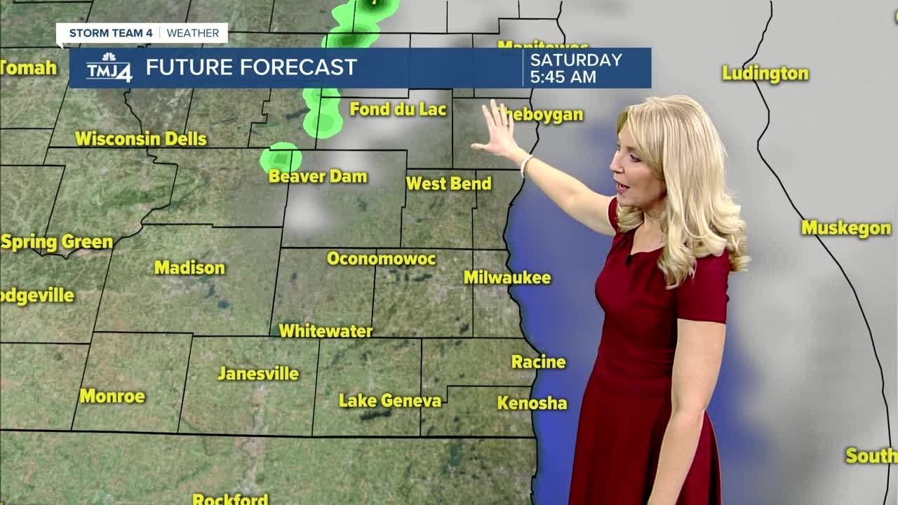 Warm air moves in for the weekend - YouTube