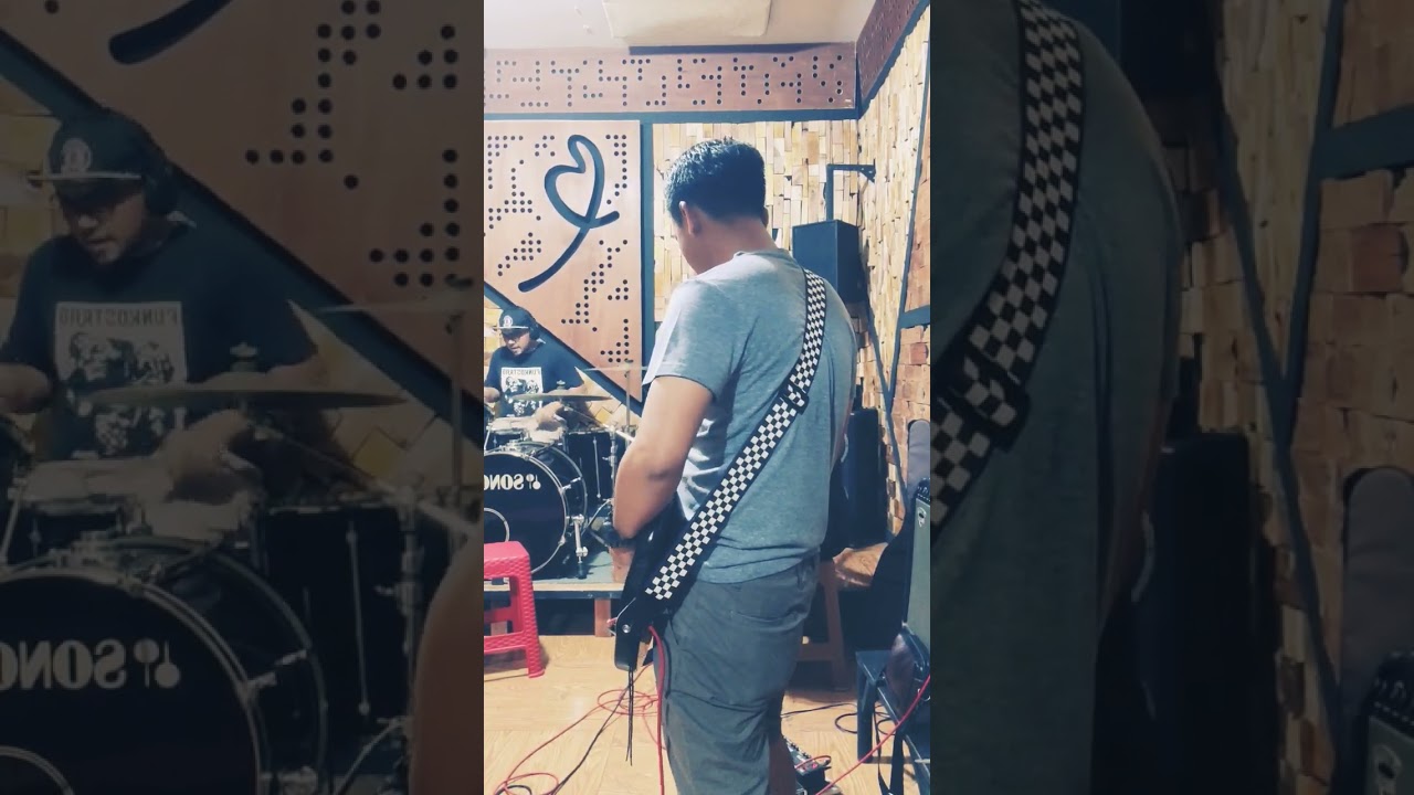 latihan lagi ... funkostrad tak pernah ada
