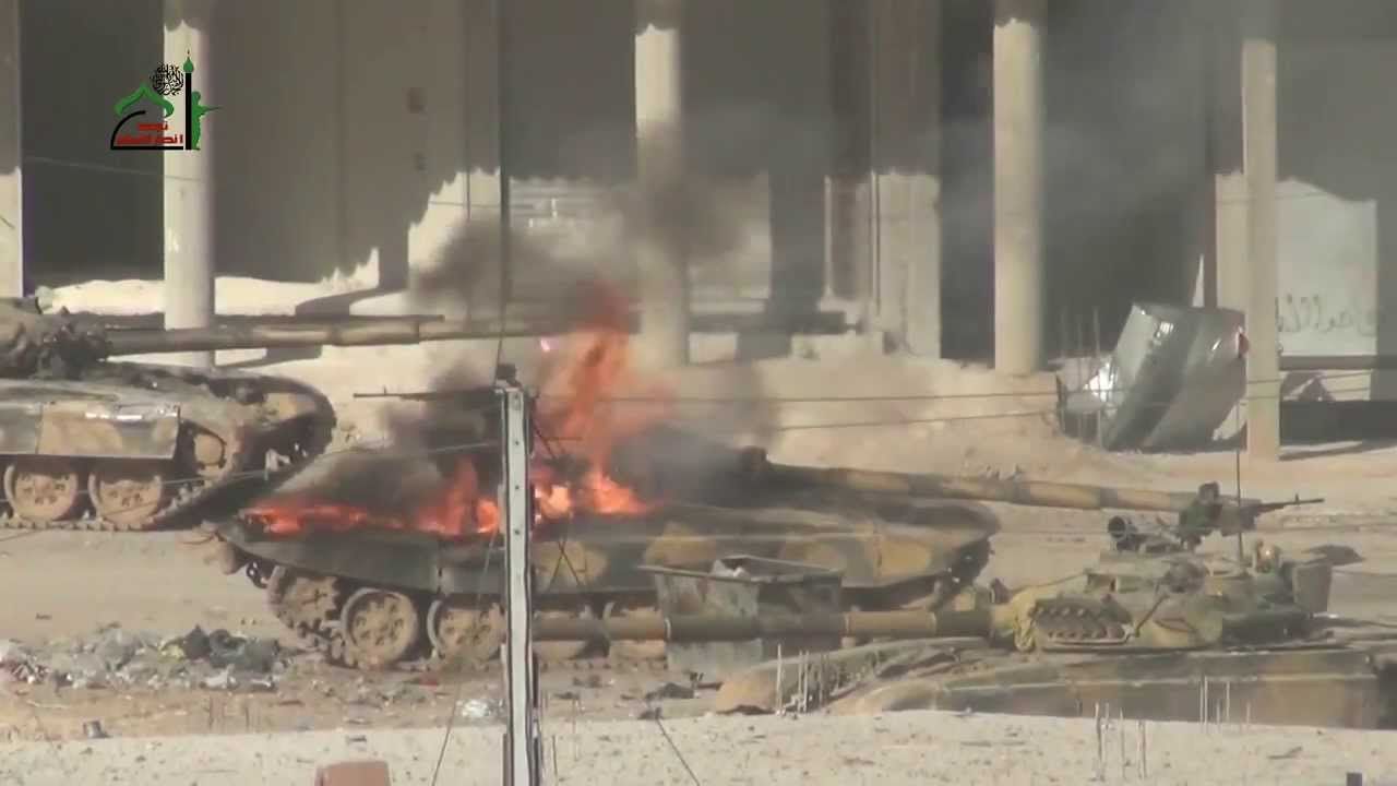 Дуэль т 72 и абрамс. Танк т-72 Сирия прямое попадание. Взрыв боекомплекта танка т-72.
