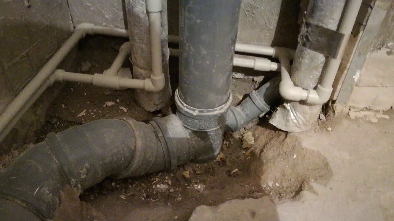 Монтаж сантехнического оборудования, перенос счётчиков - YouTube