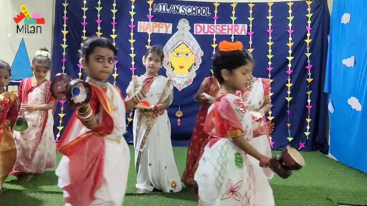 Grace & Devotion in Every Step 💃🌸 | LKG & UKG Girls Dussehra Dance 2025
