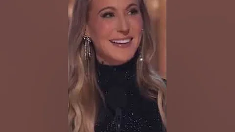 Nikki Glaser Roasts Tom Brady (The Mom Edit) #roast #tombrady #nikkiglaser #comedy #kevinhart