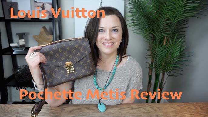 Save over £1900 with this fabulous 'Louis Vuitton' Pochette Métis