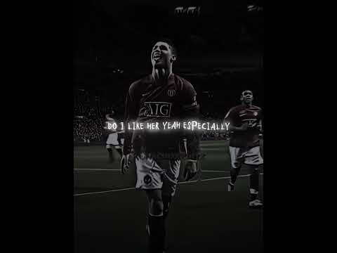 SHE KEEPS ON TEXTING ME X RONALDO Football Edit Shorts Cr7 Manchesterunited