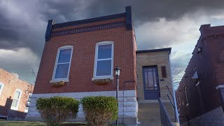 Exploring 1895 STL Brick House | This House Tours