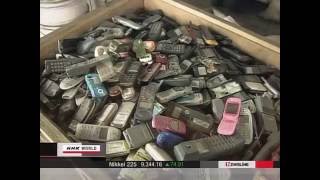 Waste dumpsters are real gold minesالكثير من الذهب في النفايات الالكترونية