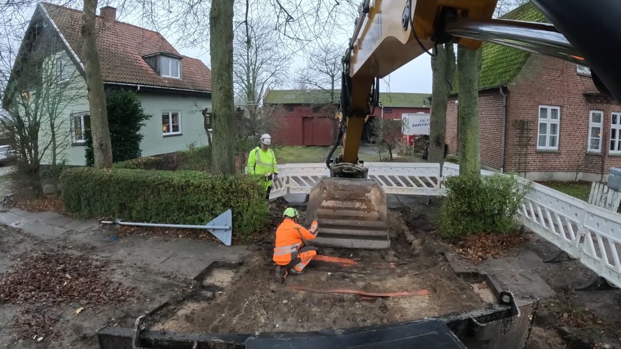 Beginning The Most Difficult Sewer Culvert On The Project!