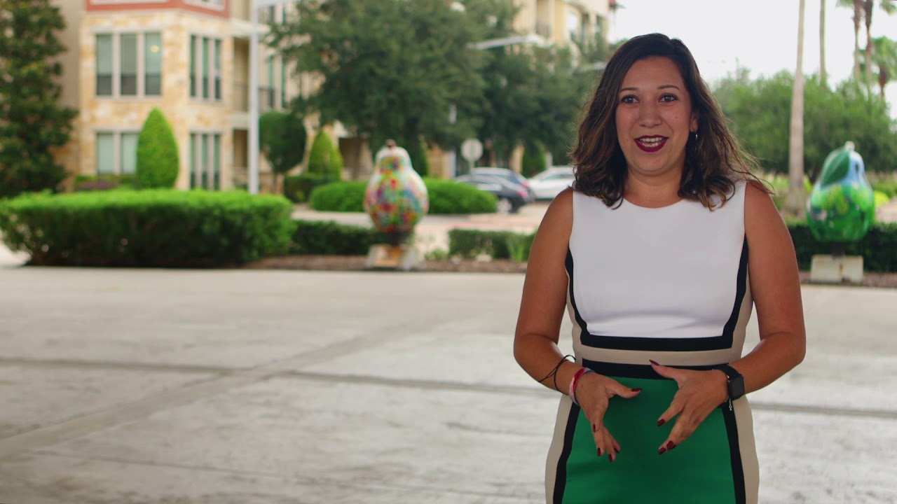 Visit Pearland Spotlights Pearland Town Center