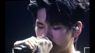 Ong's special solo stage - WannaOne Therefore Concert