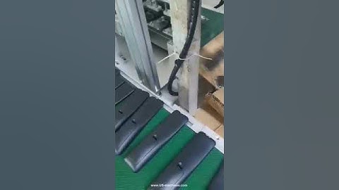 Remote controler bag inserting machine automatic controler side pushing bag inerting machine