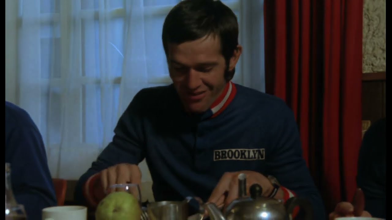 A Sunday in Hell [HD remastered] - Paris Roubaix documentary (1976)