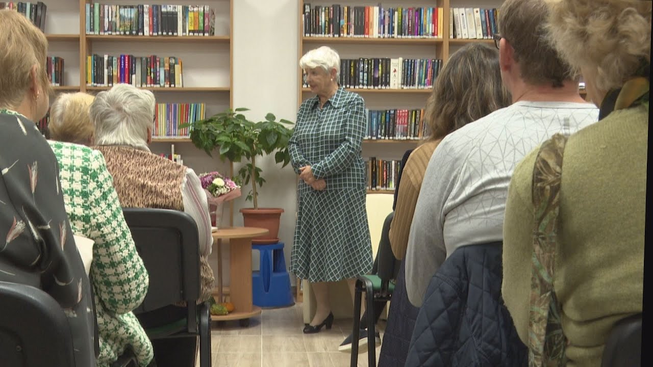 Gróf Nádasdy Borbála írónő volt a Jókai Mór Városi Könyvtár vendége